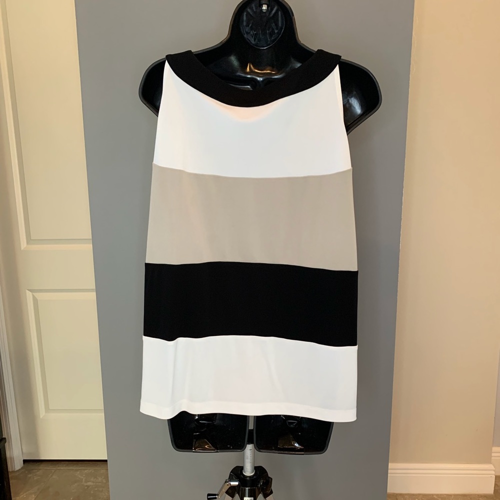 St. John Knit Colorblock Top - Picture 2 of 2
